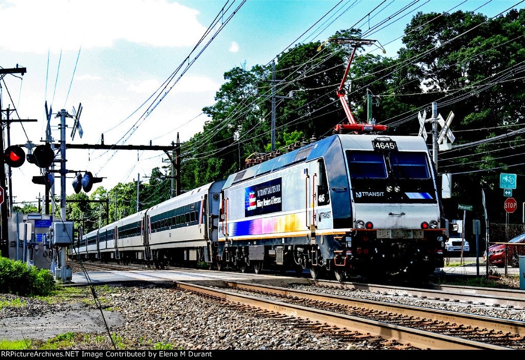 NJT 4645 on train 6639